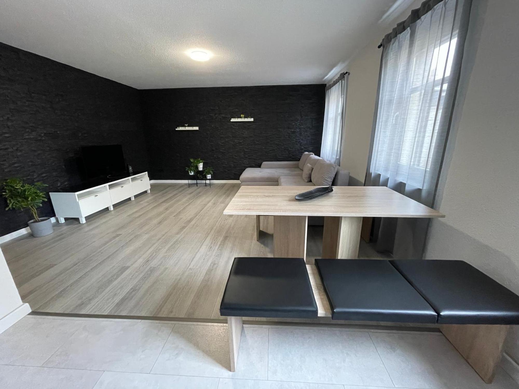 Apartment Buergerstrasse 47 60Q.M Dresden Buitenkant foto